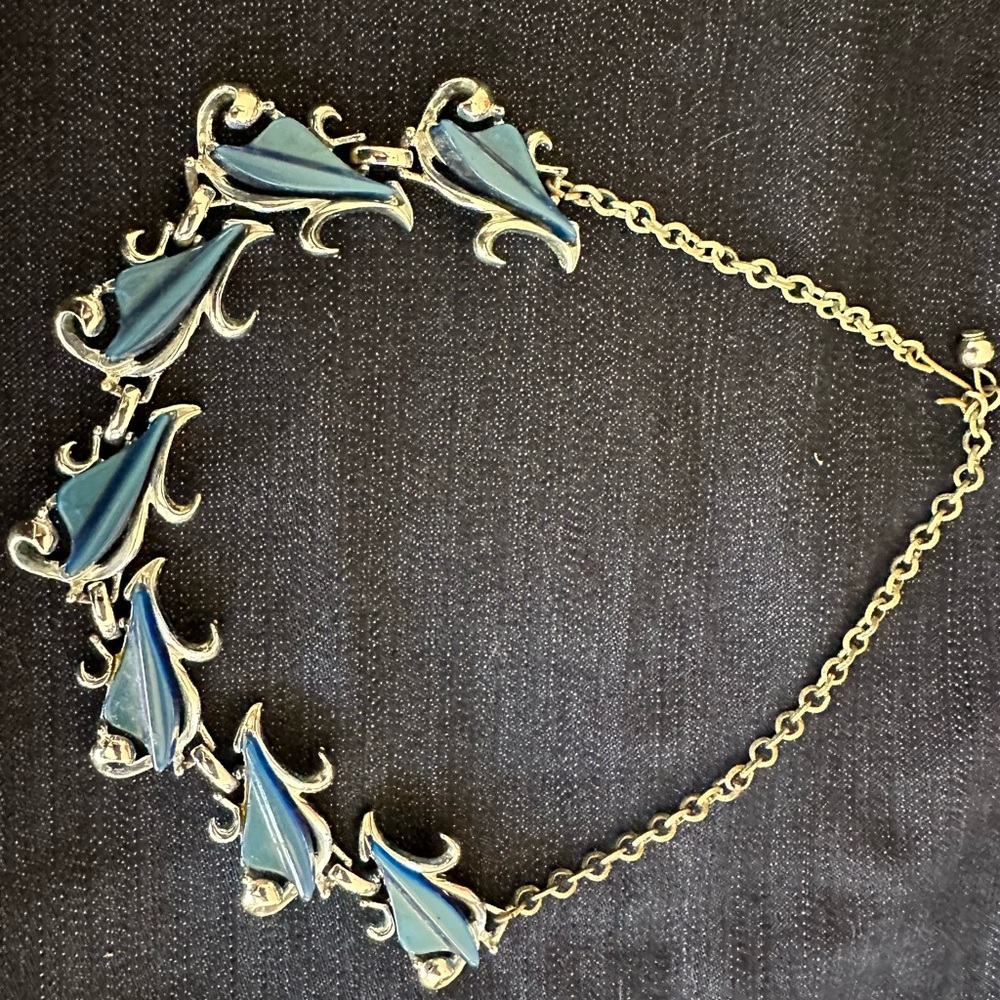Blue & silver tone ocean inspired 16 inch necklace
